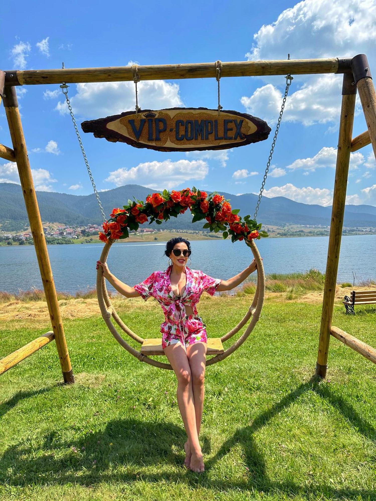 Vip Complex Otel Sarnitsa Dış mekan fotoğraf