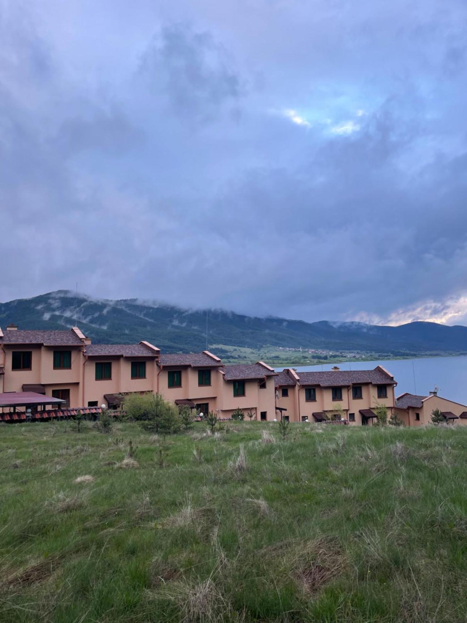 Vip Complex Otel Sarnitsa Dış mekan fotoğraf