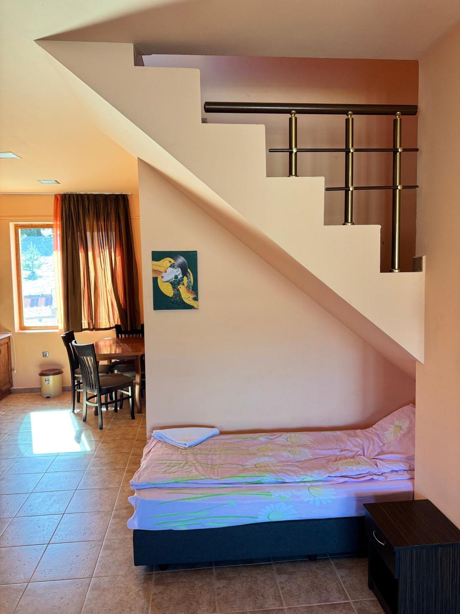 Vip Complex Otel Sarnitsa Dış mekan fotoğraf