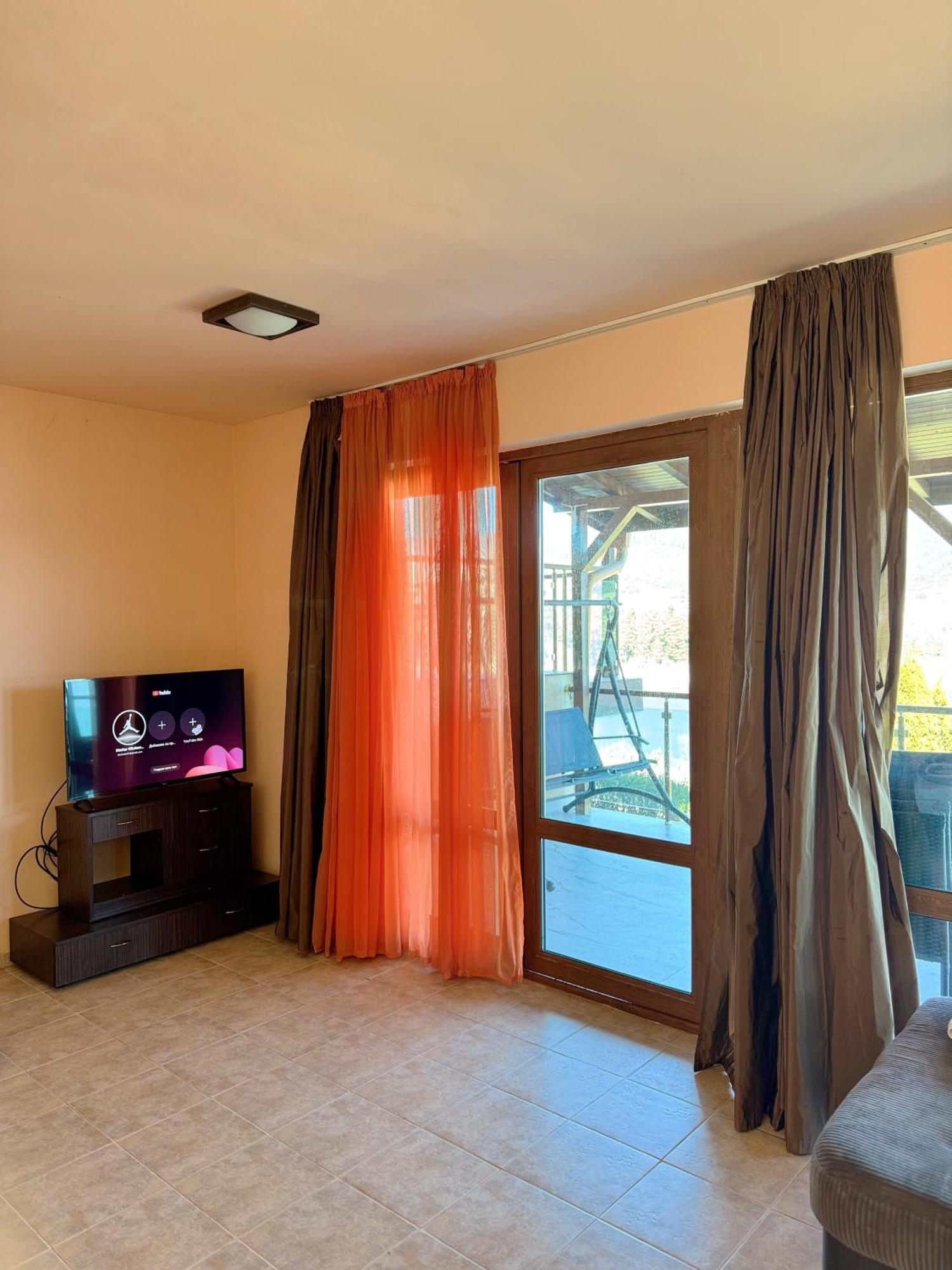 Vip Complex Otel Sarnitsa Dış mekan fotoğraf
